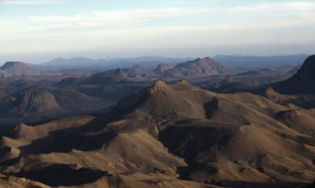 Un avion cargo ukrainien s’écrase en Algérie avec sept personnes à bord