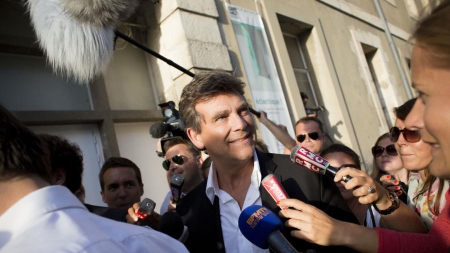 «Montebourg pose un débat politique de fond»