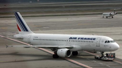 Ebola: Air France suspend provisoirement ses vols sur Freetown