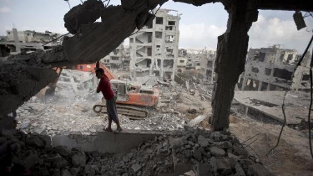 A Gaza, l’eau glacée du “Ice Bucket Challenge” se transforme en gravats