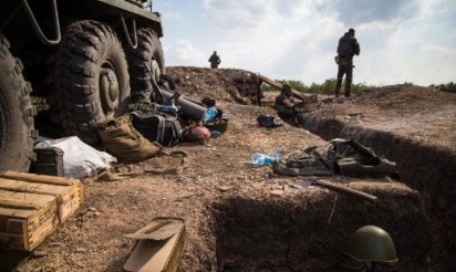 Ukraine: mouvements de chars sur le nouveau front après des pourparlers avec Poutine