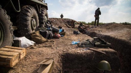 Ukraine: mouvements de chars sur le nouveau front après des pourparlers avec Poutine