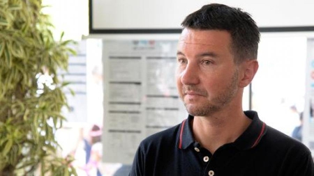 Besancenot appelle la gauche à s’unir contre