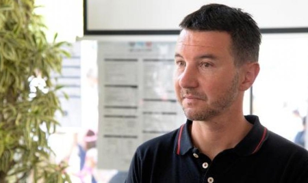 Besancenot appelle la gauche à s’unir contre