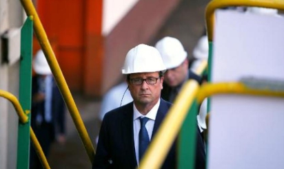 Hollande confirme la livraison d’armes par Paris à des “rebelles syriens”