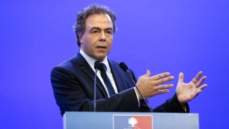 Chatel “impatient que Hollande regarde la réalité en face”