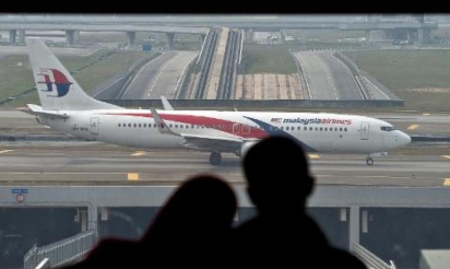 Disparition du MH370: l’avion peut-être dérouté vers le sud