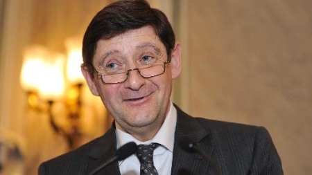 Le ministre de la Ville Patrick Kanner va “y aller à fond”