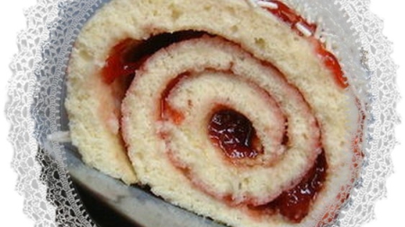 Gâteau roulé à la fraise