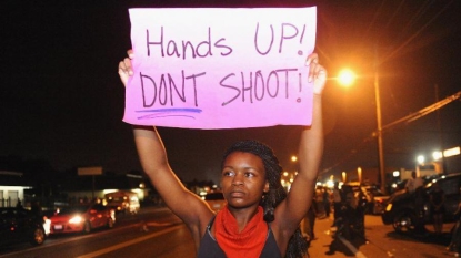 Etats-Unis : Michael Brown a reçu d’au moins 6 balles