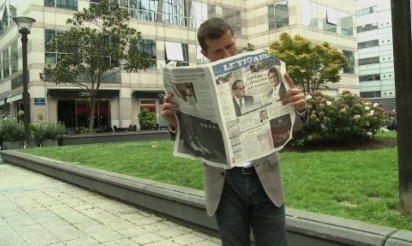 La presse pose la question de la “légitimité” de Hollande