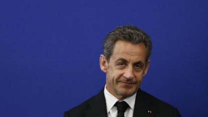 Une juge s’intéresse à 3 voyages en jet privé de Sarkozy facturés à son ami Courbit