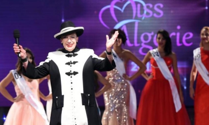 Geneviève de Fontenay gaffe en plein concours de Miss Algérie et évoque “l’Algérie française”
