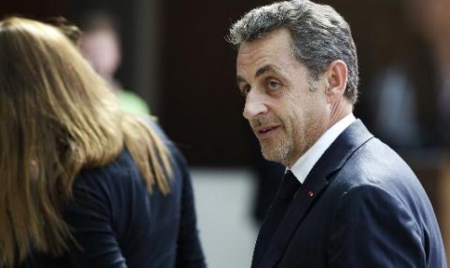 Retour en politique: Sarkozy se donne “encore un peu de temps”