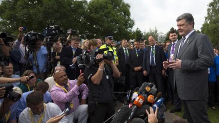 Ukraine: Kiev et les séparatistes semblent respecter le cessez-le-feu