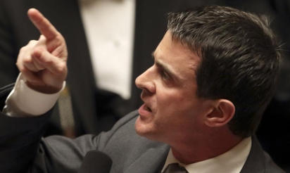 Manuel Valls durcit le ton