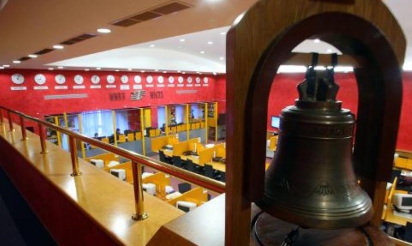 Crise ukrainienne: le rouble à un nouveau plus bas historique face au dollar