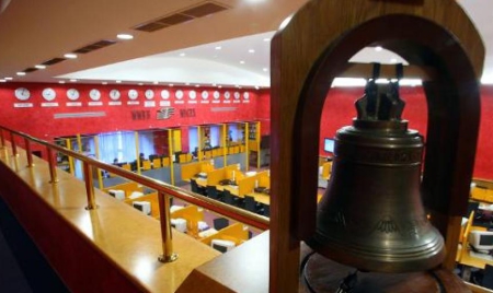 Crise ukrainienne: le rouble à un nouveau plus bas historique face au dollar