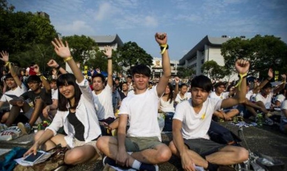 Les étudiants de Hong Kong en grève des cours pour protester contre Pékin