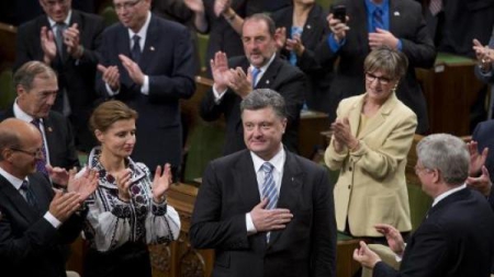 Ukraine: Kiev accélère son rapprochement avec les Occidentaux