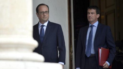 Hollande au plus bas à 13% de confiance, Valls chute de 14 points à 30%