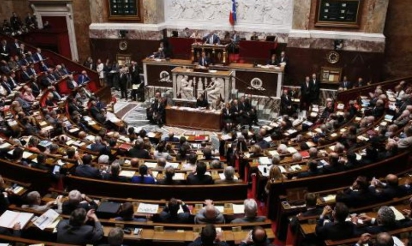 En quête de confiance, Valls se revendique des “valeurs chères à la gauche”