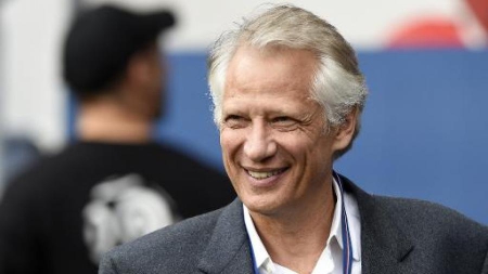 Villepin: “Sarkozy a changé”, Hollande “politiquement condamné”