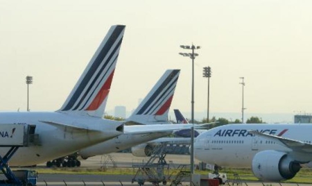 Air France: Alain Vidalies appelle à un compromis pour en finir avec la grève