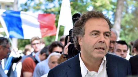 Chatel: Sarkozy favorable à des primaires “ouvertes et élargies”