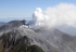 Eruption volcanique au Japon: 4 morts confirmés, 27 autres redoutés