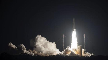 Kourou: deux satellites de télécoms lancées par une Ariane 5