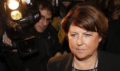 Aubry appelle Valls à ne “pas se crisper” et calme le jeu