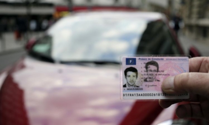 Deux syndicats d’inspecteurs du permis appellent à une grève illimitée