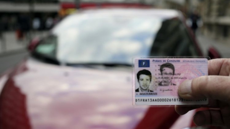 Deux syndicats d’inspecteurs du permis appellent à une grève illimitée