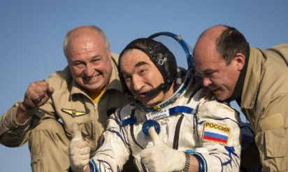 Retour réussi sur Terre de trois spationautes russes et américain au Kazakhstan
