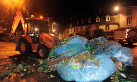 Les incendies de Morlaix “condamnés” par le gouvernement, signe d’une “exaspération” pour la FNSEA