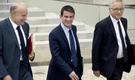 Valls tente de donner des gages aux classes modestes