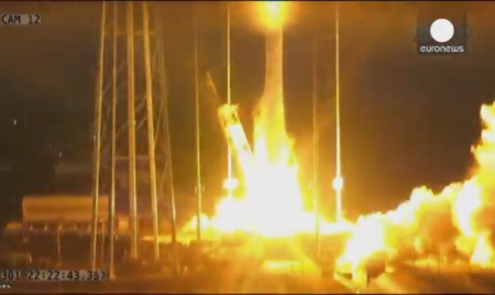 Une fusée américaine explose au décollage