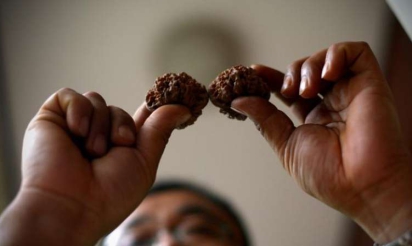 En Chine, une paire de noix peut valoir de l’or