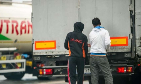 Migrants à Calais: manifestation pour davantage d’effectifs policiers