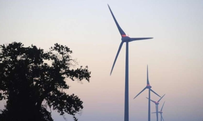 Une filière éolienne prudente se réunit à Lille