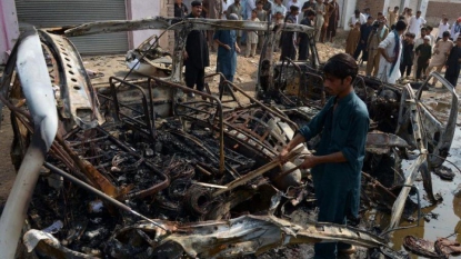 L’explosion d’une bombe cachée dans un bus fait sept morts au Pakistan