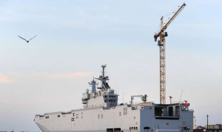 Mistral: les conditions pour la livraison à la Russie “pas réunies”, selon Sapin
