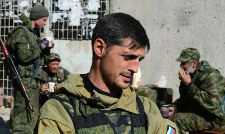 Ukraine: à Donetsk, le commandant rebelle Givi mène la bataille de l’aéroport