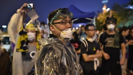 Hong Kong: les manifestants prévenus, la police fait le plein de balles en caoutchouc