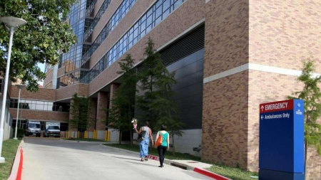 Ebola : un soignant au Texas a contracté le virus
