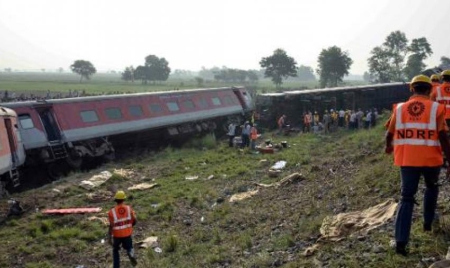 Inde: 12 morts dans une collision entre deux trains