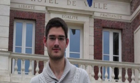 Seine-Saint-Denis : Maxence, élu municipal FN, se convertit à l’islam