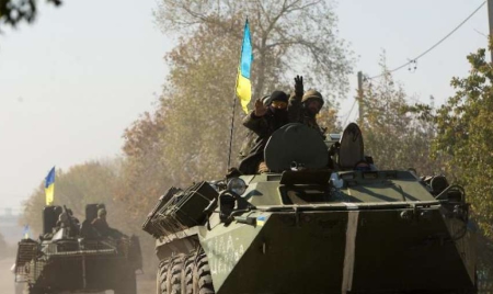 Ukraine: 12 morts dans les combats, les Occidentaux au secours de la trêve