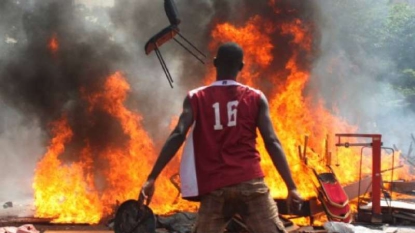 Burkina Faso : l’opposition exige le départ “sans condition” du président Compaoré